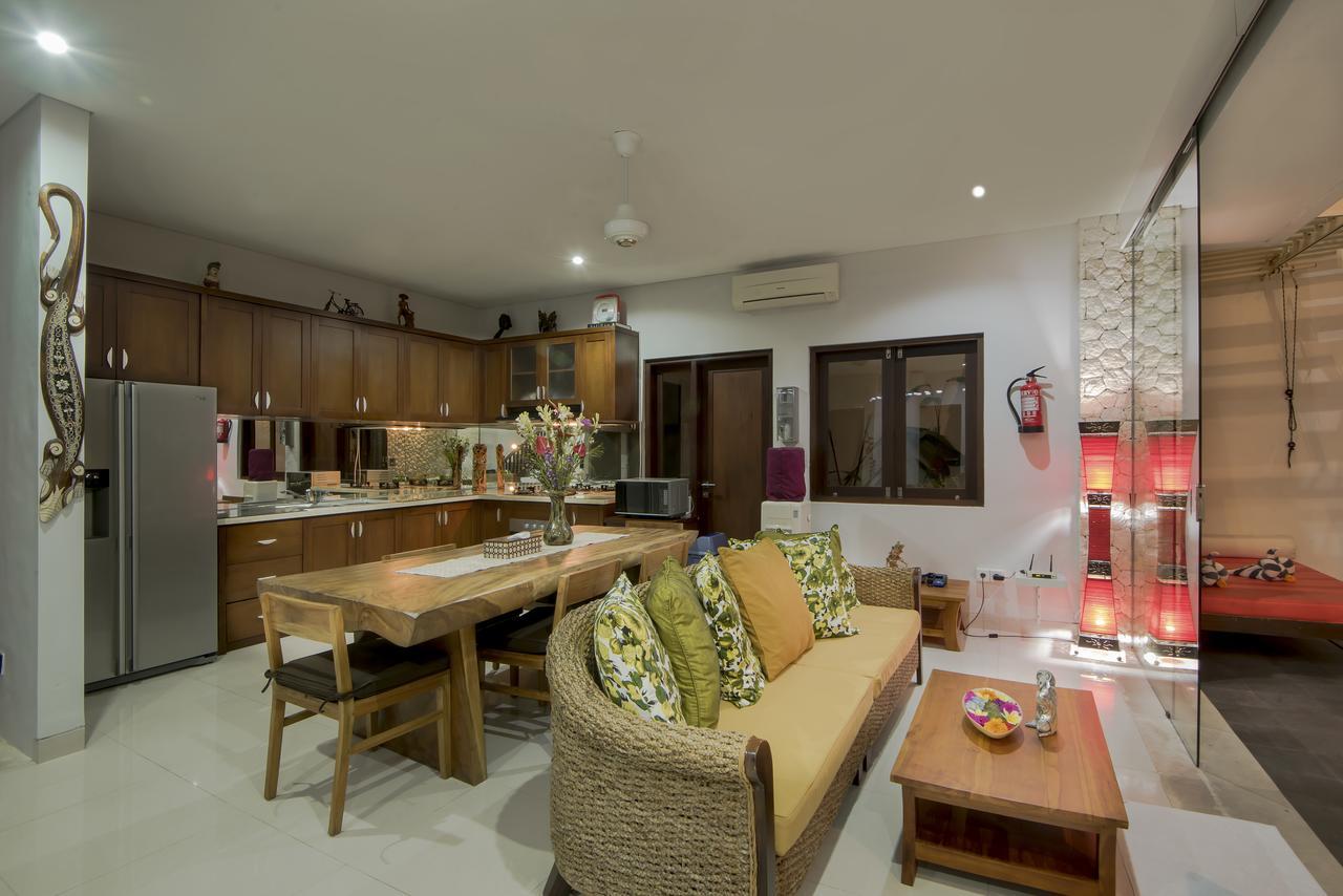 Villa Rendezvous Bali Seminyak  Exterior photo